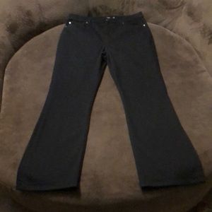 NWOT Women’s Ralph Lauren Denim Jeans. Boot Cut. Black. Size: 14.